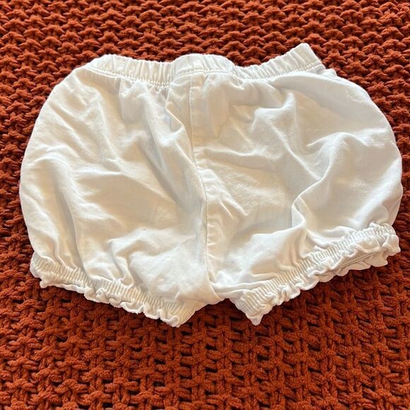 Carters 6M white elastic bubble shorts baby girl NWOT - Picture 2 of 3